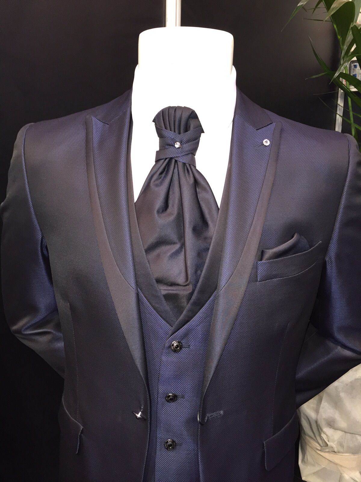 Traje de novio Castellón